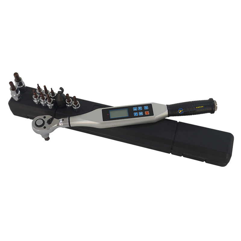 �x��Ť�����֕r����Ӻ͙Cеʽ����ʲô��Ҫ�^(q��)�e��